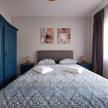 Lovely Apartment Near City Center Клуж-Напока Экстерьер фото