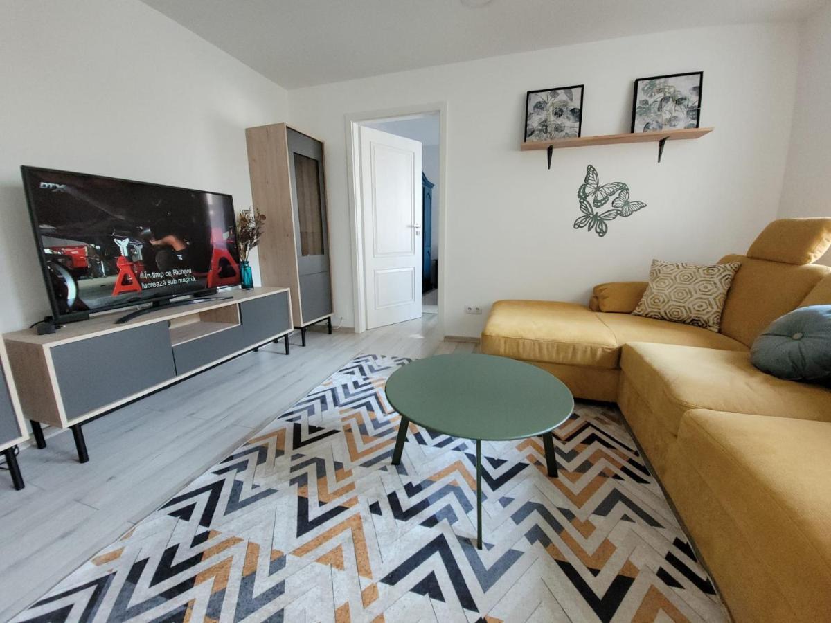 Lovely Apartment Near City Center Клуж-Напока Экстерьер фото